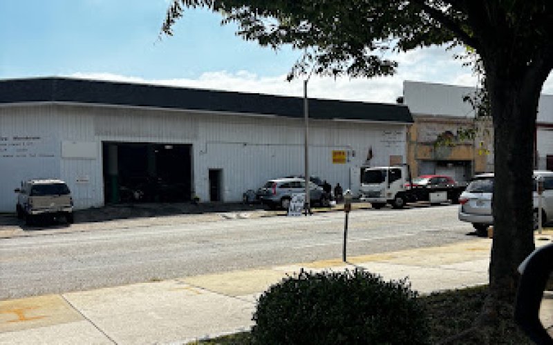 D & B Auto Locksmith