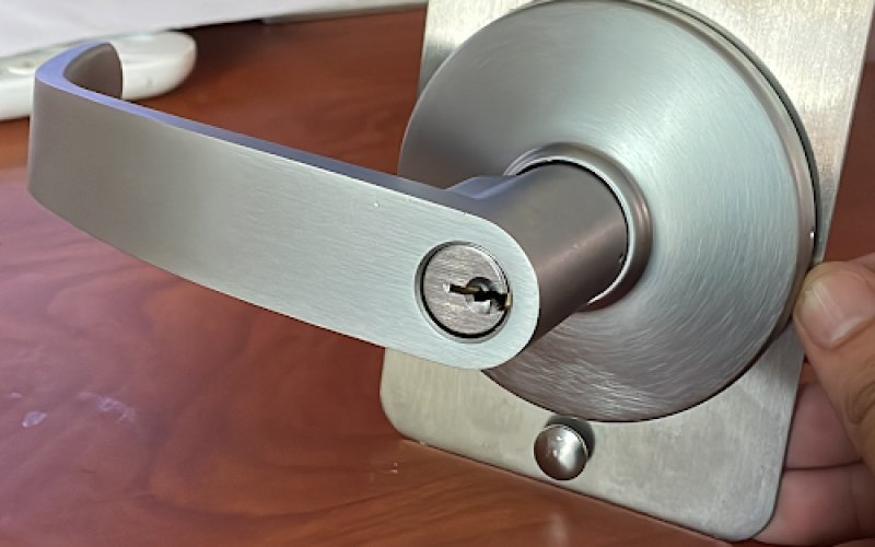 DOCTOR LOCKSMITH — Locksmith in Cape Coral
