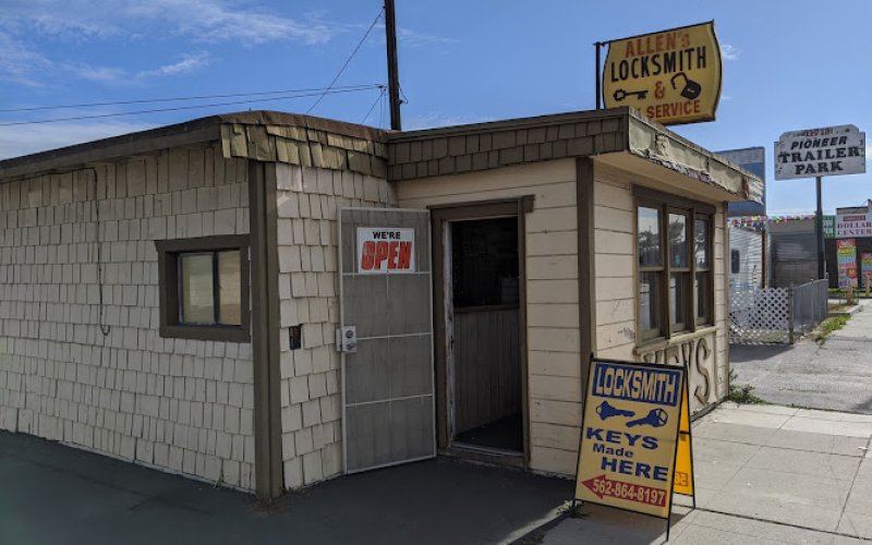 Allen's Locksmith — Locksmith in Downey