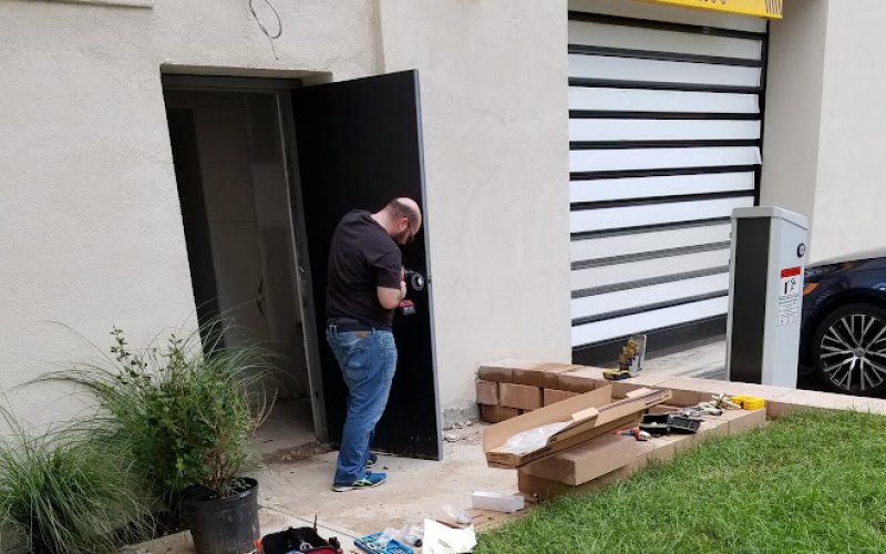 Sure Lock & Key Locksmith - Glendale AZ