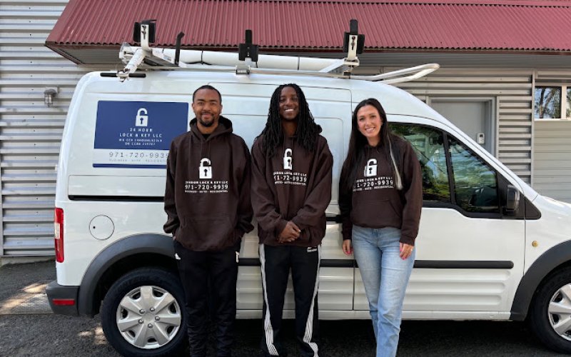 24 Hour Lock and Key — Locksmith in Gresham