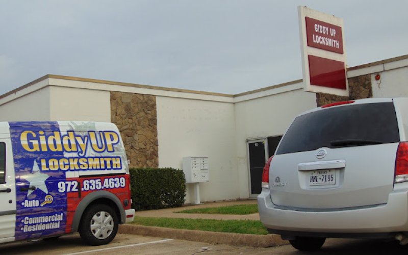 GiddyUp locksmith llc