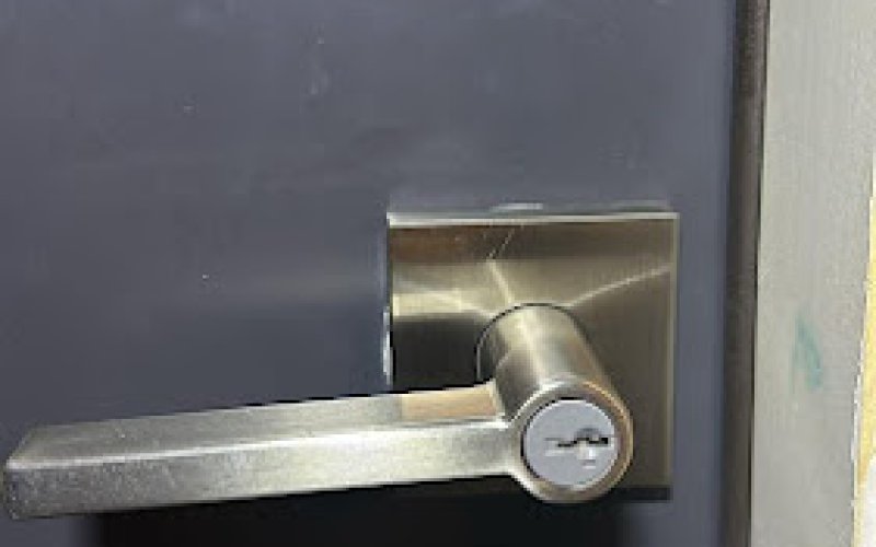 Supreme Locksmith