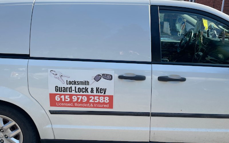 GUARD LOCK AND KEY
