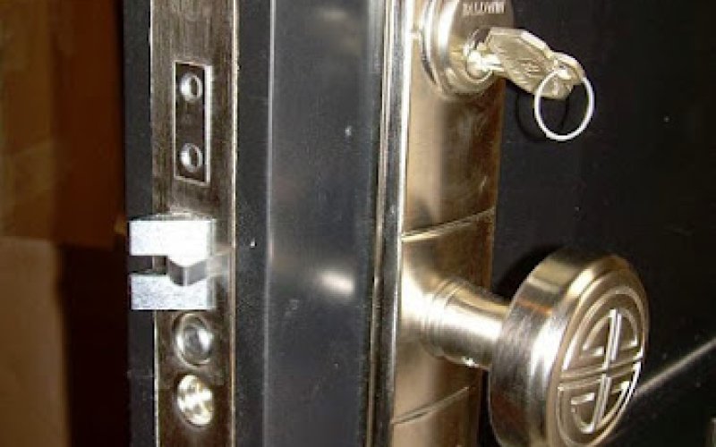 SOS Locksmith — Locksmith in New York