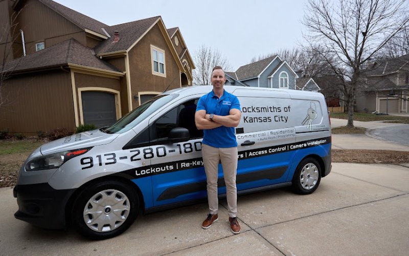 Locksmiths of Kansas City — Locksmith in Overland Park