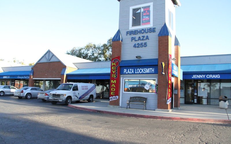 Plaza Locksmith inc — Locksmith in Oxnard