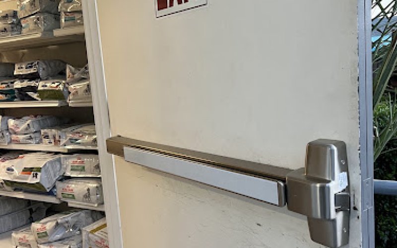 REAL LOCK & GATE