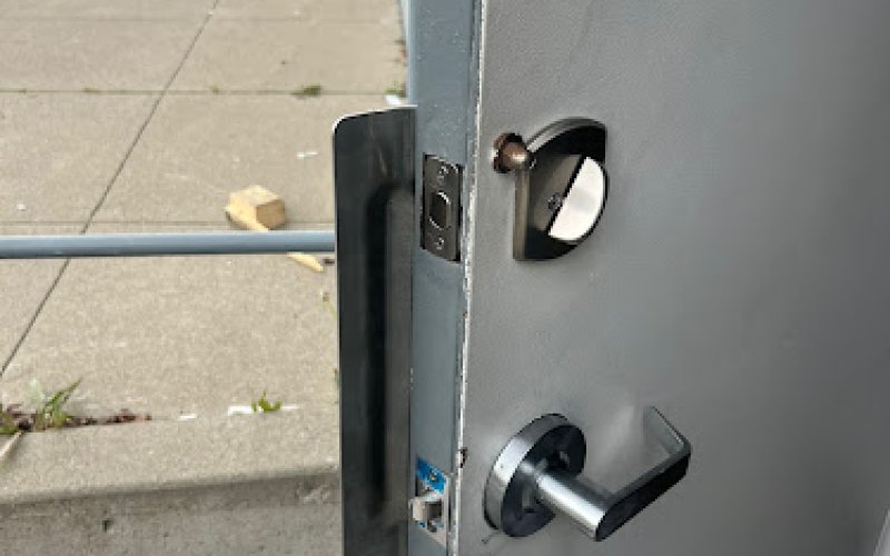 Locksmith Door Lockout & Key Replacement
