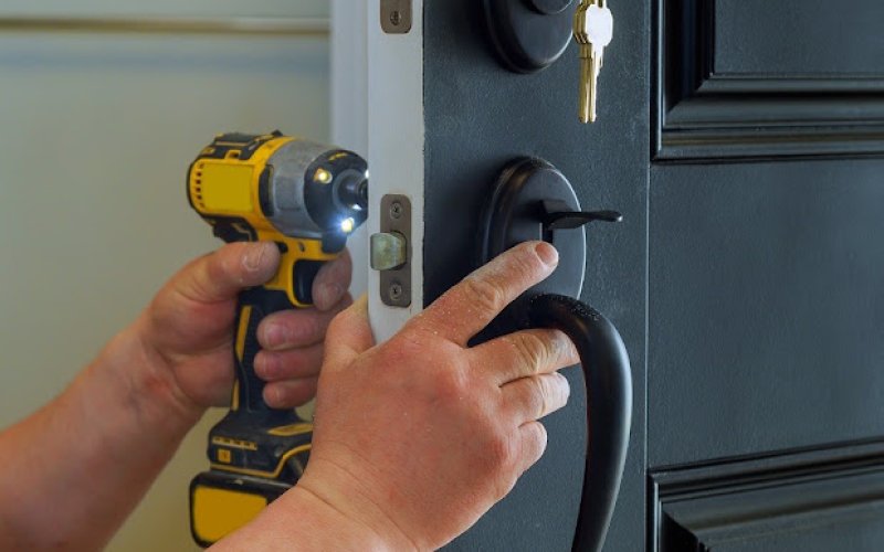 EZ Locks LLC