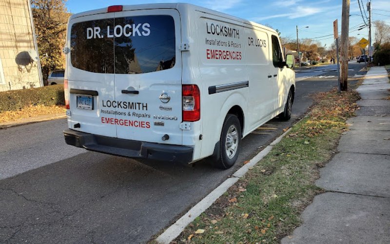 Dr Locks