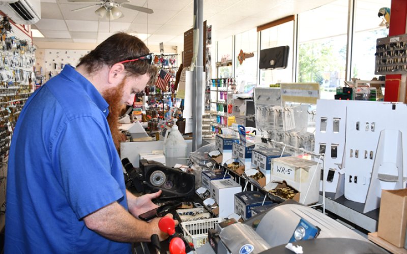Precision Sharpening & Key Shop