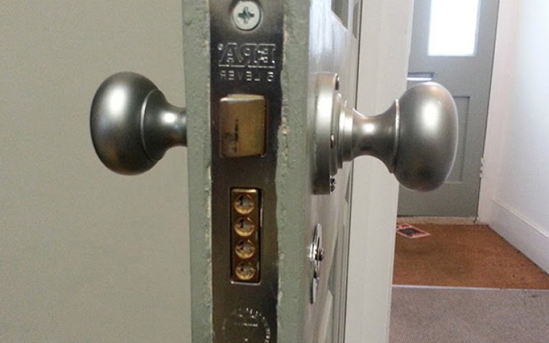 Elm Street Locksmith Services